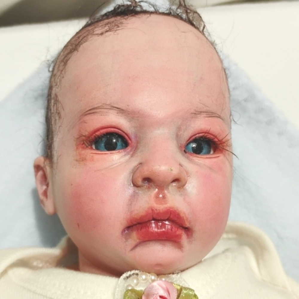 SALE! Newborn Baby That Looks So Real Like She Was Just Born - Picture 8 of 16